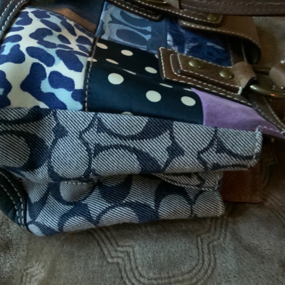 Coach large leather & multimedia, multicolor patchwork bag - Picture 7 of 8